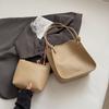 Bolso Tote Vertical de Estilo Coreano Estilo Perezoso con Textura de Guijarro Gran Capacidad Bolso Cubo de Hombro para Axila Estilo Coreano de Nicho para Mujer