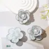 Broche de Camelia Hecho a Mano Inspirado en Estilo Coreano DIY para Mujer con un Look de Moda de Alta Gama y Temperamento Elegante