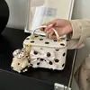 2026 Nova Bolsa de Mão com Corrente Estilo Pequeno Perfume Bolinhas Bolsa de Ombro Único Estilo INS Moda Simples Elegante Bolsa Saco Feminina