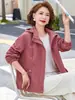 Conjunto de Otoño para Mamá 2026 Nuevo Elegante y Moderno Gabardina para Mujeres de Mediana Edad 50 Años, Chaqueta con Cuello de Solapa