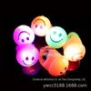 0013 borracha macia LED flash anel de luz flash rosto sorridente borracha macia anel bar Diba atmosfera pequeno presente