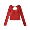 Camiseta sexy de manga larga con escote redondo bajo y diseño calado, puramente seductora para mujer, nuevo estilo de primavera con almohadillas en el pecho, top corto ajustado para usar de base