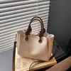 Bolso de mano elegante y versátil para mujer, nuevo diseño moderno 2026, adecuado para ir al trabajo, se puede llevar en la mano o usar como bolso de hombro o bolso cruzado