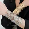 Pulsera Abierta con Patrón de Flor de Metal Transfronteriza Europea y Americana, Pulsera de Moda Casual con Personalidad, Joyería de Mano de Nicho de Lujo Ligero