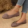 Especializado para comércio exterior transfronteiriço, sapatos Mary Jane para mulheres, novo modelo 2026, sapatos baixos com laço, sempre em estoque com fornecimento estável