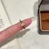 Lujo Ligero, Exquisito, Compacto, Personalizado, Versátil, Anillo de Nicho para Mujer, Anillo Abierto Dorado Ajustable de Moda, Joyería de Nueva Llegada