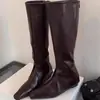 2026 Botas de Cano Longo Dobráveis Tendência Estilosa Outono-Inverno Novas com Bico Quadrado, Aumento de Altura e Zíper Traseiro para Mulheres