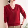 Malhas estilosas de outono para mulheres de meia-idade, blusas básicas de cor sólida e conjuntos de suéteres finos elegantes para primavera e outono