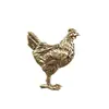 Figuritas Pequeñas de Gallo y Gallina de Latón Antiguo, Decoraciones de Escritorio, Adornos de Mano, Gallo del Zodiaco, Mascotas de Té para Ceremonia del Té, Utensilios de Cobre Vintage