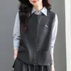 Chaleco de punto moderno y a la moda para mujer, cárdigan de botones bordados, nuevo estilo primavera y otoño, tejido holgado y rejuvenecedor para usar como prenda exterior
