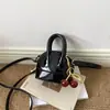 Acabamento Espelhado Primavera 2026 Nova Mini Fashionável Simples Única Versátil Bolsa de Ombro Transversal de Mão concha