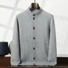 Novo Cardigã de Caxemira Engrossado com Gola Alta Outono e Inverno Camisa Básica Casual de Negócios Masculina Casaco de Lã Quente de Botão Único