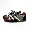 Zapatillas de ballet retro americanas con bloques de color rojo y negro para mujer, de nicho, con doble correa de hebilla, ligeras, planas, informales, deportivas