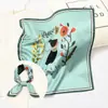 [Diseño Original] Pañuelo Cuadrado Pequeño Estilo Coreano Ins para Mujer Todo Combinación Estilo Occidental Pañuelo Decorativo Pañuelo de Primavera y Otoño Pañuelo Artístico