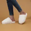 Pantuflas peludas de felpa para mujer para otoño e invierno, suaves y gruesas para uso en interiores, cálidas y adecuadas para usar al aire libre, pantuflas de algodón cerradas para el hogar