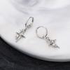 Brincos de Estrela Cravejados de Diamantes para Mulheres, Estilo Punk Cool Europeu e Americano, Brincos de Estrela Explosiva Cruzada, Brincos de Estrela de Quatro Pontas, Brincos de Argola