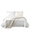 80% Algodón 20% Poliéster 80S Satén de Doble Hilo Ropa de Cama de Hotel Artículos Individuales Hotel Casa de Huéspedes Volante de Borde Ancho Funda de Edredón Sábana Funda de Almohada