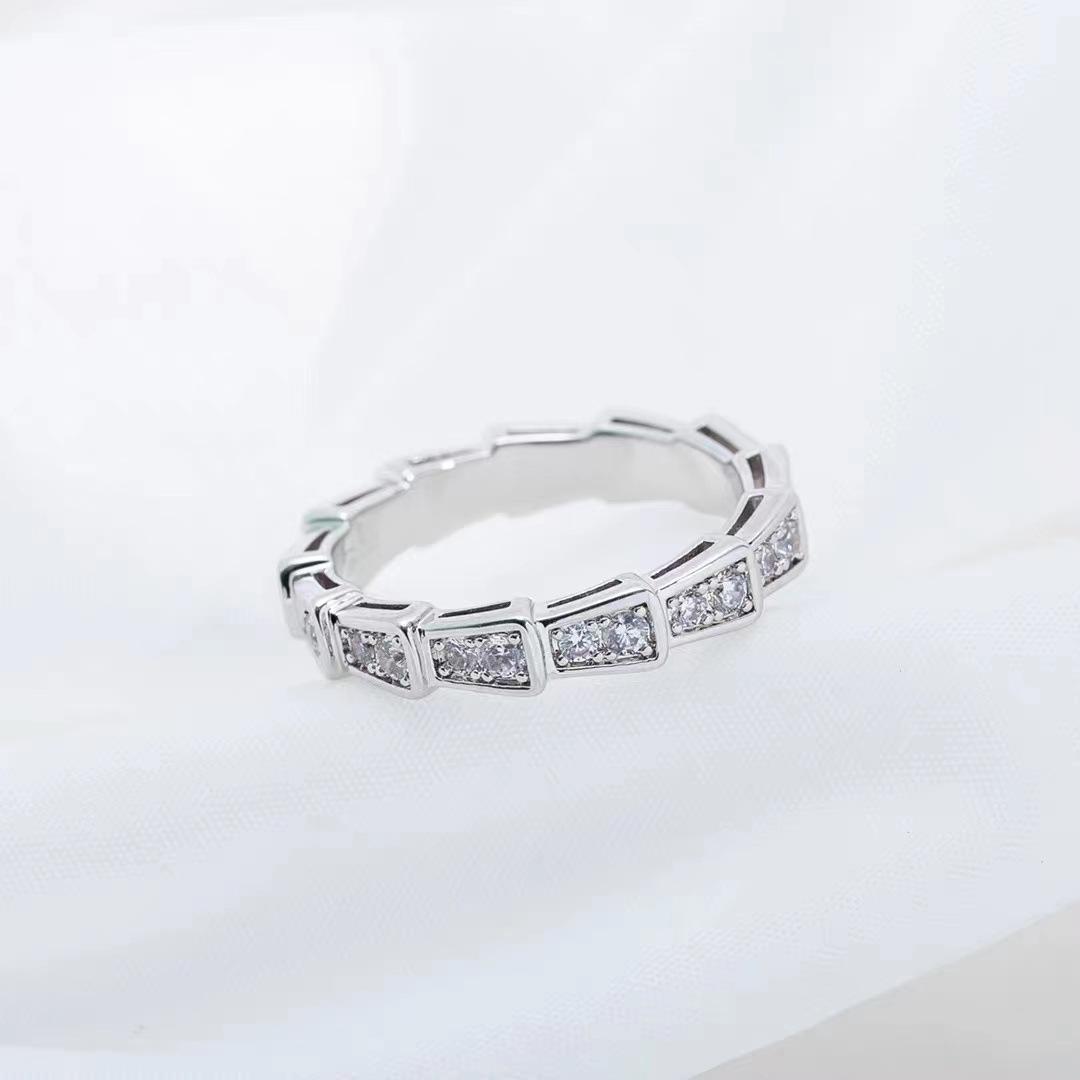 88a1e2e00635ed8a1cdf0f2803033d