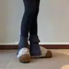 Chinelos de Algodão Estilo Birkenstock com Biqueira Redonda e Patinha de Gato Fofa para Mulheres, Modelo Novo 2026 com Adição de Lã para Ir ao Trabalho, Meio Chinelos Fechados que Aumentam a Altura