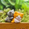 Jiajia Cat Series Saliva Boneco de Gato 3.5mm Desenho Animado Plugue de Poeira para Celular Boneca Paisagística