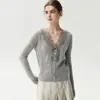 Nova coleção outono e inverno: cardigã de malha de cashmere, com corte justo e detalhes em renda, feito com uma mistura de lã macia e delicada, top feminino