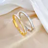 Pulseira de Aço Inoxidável Mais Vendida Transfronteiriça para Mulheres, Moda de Alto Padrão, Aço Titânio Céu Estrelado, Versátil Pulseira Totalmente Diamantada Assada em Forno