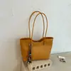 Bolsa Tote Cross2026 Verão Novo Estilo Coreano Bolsa de Ombro Feminina para o Trabalho Bolsa de Mão de Nicho Grande Capacidade