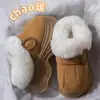 Pantuflas de algodón con suela gruesa de 8,0 cm para mujer, nuevo calzado de otoño e invierno 2025 para uso interior y exterior, que aumenta la altura, felpa cálida, zapatos de algodón cerrados en el talón para mujer