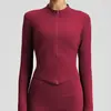 Nueva chaqueta deportiva de yoga lulu estilo europeo y americano, mismo modelo OEM, top deportivo exterior de manga larga ajustado para mujer, hecho a medida