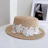 Chapéu de Renda Solúvel em Água Estilo Fada com Topo Plano para Mulheres, Chapéu de Palha para Proteção Solar de Verão, Chapéu de Sol Pequeno de Ráfia para Realçar o Rosto, Chapéu Elegante