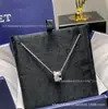 Collar de Panal de Miel de Alta Gama Shangmei, Collar del Sol, Collar de Corona Circular de Panal de Miel, Versátil Collar de Corona de Panal de Miel de Lujo Ligero