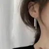 Pendientes de cadena de una palabra 2024 nueva moda pendientes de viento frío pendientes de diseño de personalidad Corea del Sur temperamento celebridad de internet