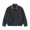 Chamarra de solapa color block estilo americano para hombre, con corte holgado, diseño de primavera/otoño, elementos deconstruidos, detalles de patchwork y cierre de doble cremallera.