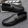 Otoño Social Calzado Casual para Hombres Mocasines de Moda Zapatos Slip-On para Hombres Comercio Exterior 2025