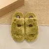 Zapatillas de felpa de algodón, de suela gruesa y que aumentan la altura, diseño moderno, colección otoño/invierno 2026, diseño de una tira con cierre de velcro, zapatillas cálidas y mullidas