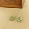 Brincos de contas de jade Hetian vintage femininos leves e luxuosos, clipes de orelha de nicho, brincos elegantes, brincos de jade de novo estilo