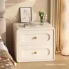 Mesita de Noche de Madera Maciza Color Crema, Nuevo Diseño de Piel, Lujo Ligero, Estilo Sencillo, Armario Pequeño de Almacenamiento Moderno para Dormitorio