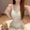 Estilo Miu Costuras de Encaje Viene con Camisola con Almohadilla en el Pecho Chaleco Pequeño para Mujer para Principios de Primavera