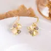 Pendientes de Trébol Ojo de Gato con Pedrería Estilo Coreano, Lujo Ligero, Moda Simple, Pendientes de Gama Alta, Pendientes de Temperamento Nicho para Mujer