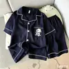 Pijama de Verano para Hombre, Shorts de Algodón Nube de Manga Corta, Cárdigan Simple de Color Sólido Bordado con Solapa, Conjunto de Ropa para el Hogar, Estilo Delgado