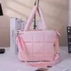 Nova Bolsa Transversal Acolchoada Grande da Amazon Feminina Bolsa Fofa Bolsa de Ombro Casual com Alça Ajustável Nova