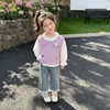 Conjunto de Primavera y Otoño para Niñas 2026 Nueva Moda Ropa para Bebés Niños Chaleco Suéter de Bebé Elegante Conjunto de Tres Piezas Moderno
