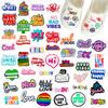 Nuevos Zuecos con Frases de Letras Accesorios Dibujos Animados Coloridos Flor de Zapato en Inglés Hebilla de Zapato Parche DIY Decoración de Pegamento Suave