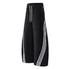 Calça Jogger Esportiva Pesada com Bainha Curva e Três Listras para Homens, Marca da Moda, Temporada de Primavera, Caimento Solto, Calça Longa Casual de Perna Larga com Caimento Fluido