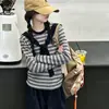 Conjunto de Xale Listrado para Meninas Primavera e Outono 2026 Novo Estilo Coreano Crianças Médias e Grandes Meninas Elegante Casual Solto Conjunto de Duas Peças