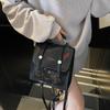Bolso de Mano de Nicho de Gama Alta 2026 Nuevo Modelo Mochila Plateada Moda de Comercio Exterior Mochila Casual para Mujer