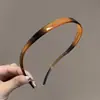 Nova faixa de cabelo da Amazon com 1,8 cm de largura, com toque de alta qualidade, estampa de leopardo, adequada para mulheres usarem ao lavar o rosto, faixa de cabelo antiderrapante feita de material de PC