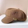 Sombrero octogonal decorativo con hebilla metálica retro estilo japonés para mujer otoño color sólido combinable gorra con visera temperamento celebridad de internet sombrero de repartidor