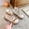 Botas Martin Lisas para Crianças Tamanho Médio a Grande 2026 Outono/Inverno Novo Estilo Estilo Retrô Laço de Pérola Botas de Cano Curto para Meninas