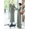 Elegante Conjunto Verde de Punto con Cuello en V Otoño e Invierno 2025 Nuevo Cárdigan de Punto Pantalones de Pierna Ancha Adelgazante y Rejuvenecedor Conjunto de Dos Piezas